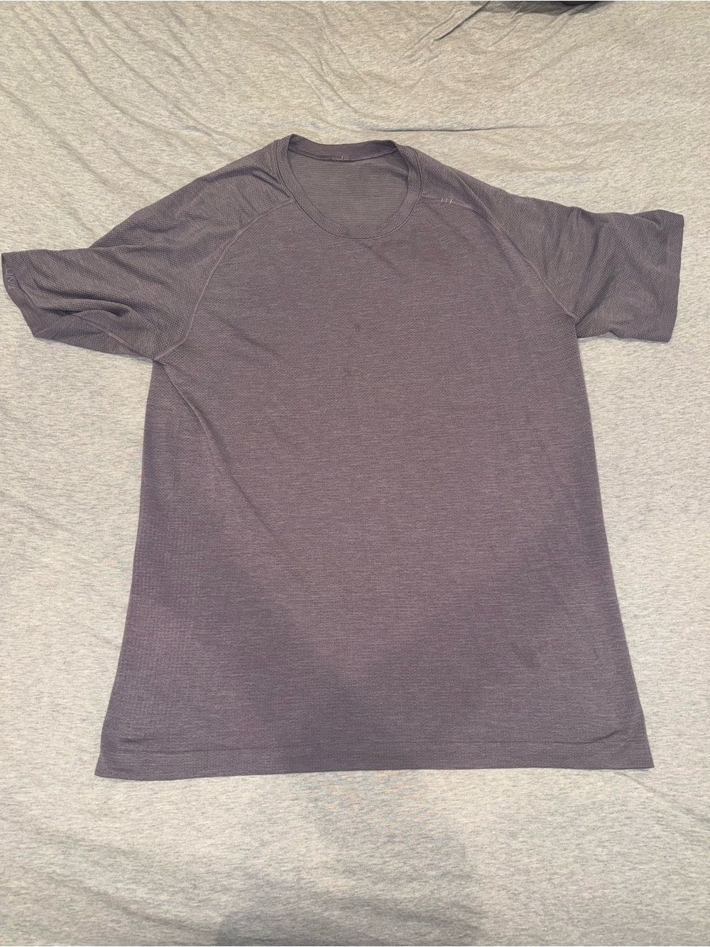 Men's Performance Crew Neck Shirt - light purple